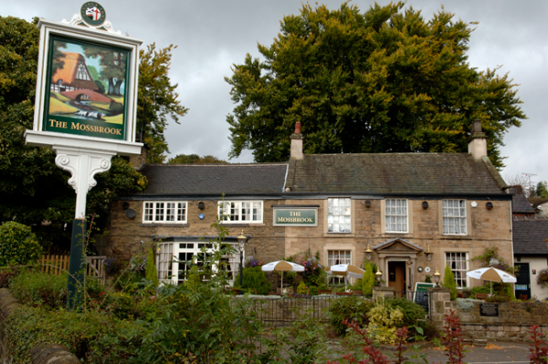 The Mossbrook Inn, Sheffield - Country Pub Collection Modern British in