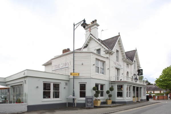 Swan, Woburn Sands - Country Pub Collection Modern British in Milton ...