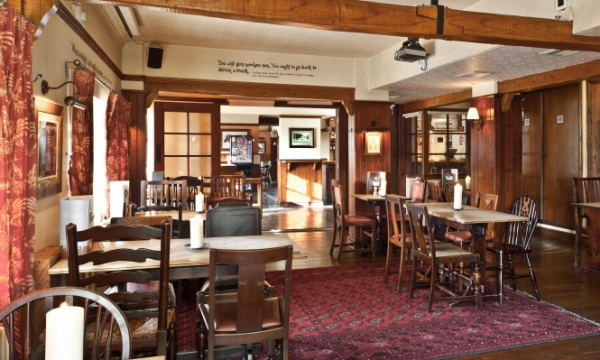 Black Swan, Crawley - Hall & Woodhouse British in Crawley, West Sussex ...